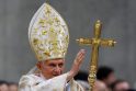 Benedikto XVI brolis: popiežius nori daugiau ramybės