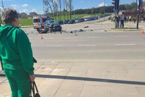 Alytuje – automobilio ir motociklo avarija: medikų rankose abu vairuotojai