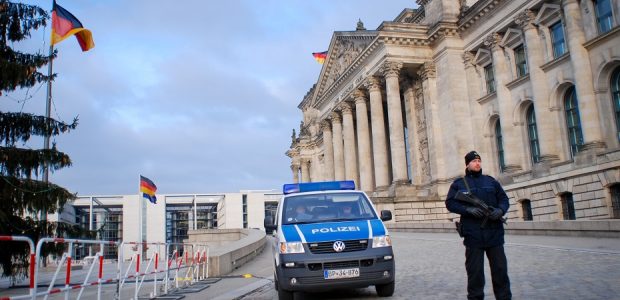 Vokietija dėl kibernetinės atakos konsultacijoms atšaukia savo ambasadorių Rusijoje